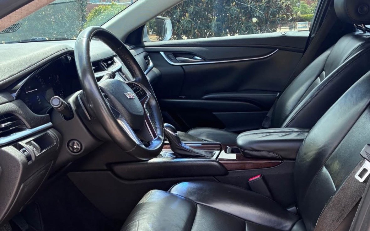 2016 Cadillac XTS photo 7