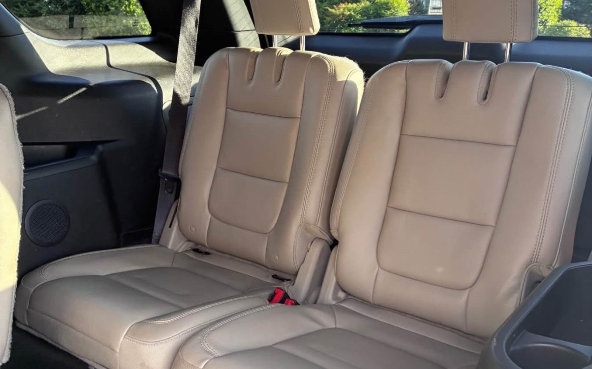 2015 Ford Explorer XLT photo 10